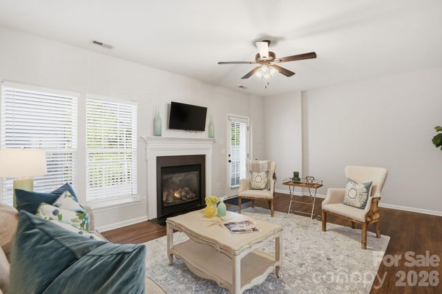 2005 Cramerton Village Drive E, Cramerton, NC 28032