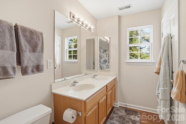 2005 Cramerton Village Drive E, Cramerton, NC 28032