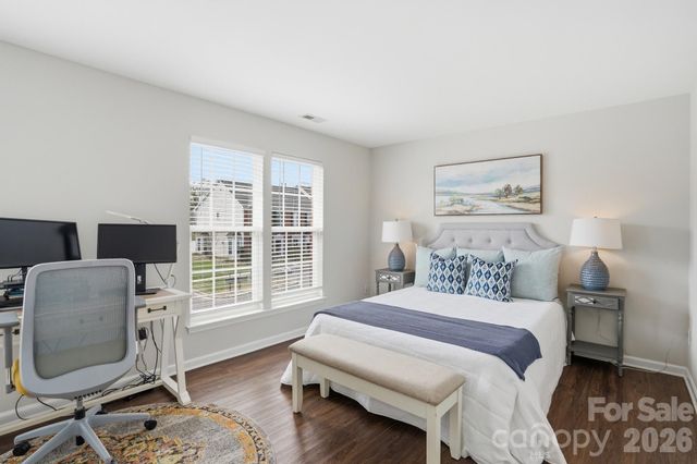 2005 Cramerton Village Drive E, Cramerton, NC 28032