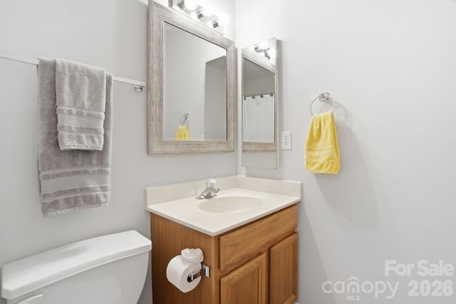 2005 Cramerton Village Drive E, Cramerton, NC 28032