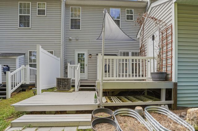 2005 Cramerton Village Drive E, Cramerton, NC 28032