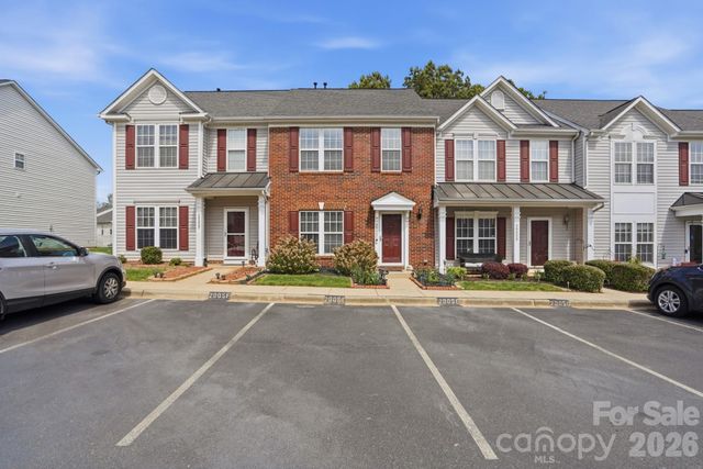 2005 Cramerton Village Drive E, Cramerton, NC 28032