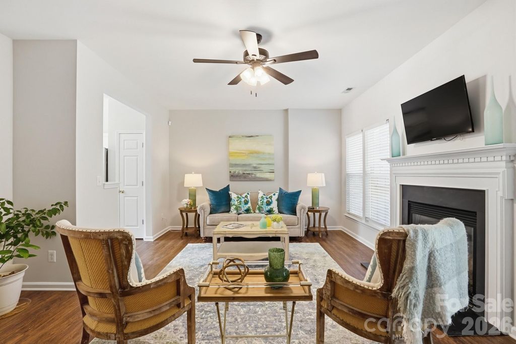 2005 Cramerton Village Drive E, Cramerton, NC 28032