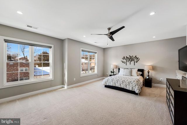 2838 CAMBRIDGE PARK PL, Fairfax, VA 22031