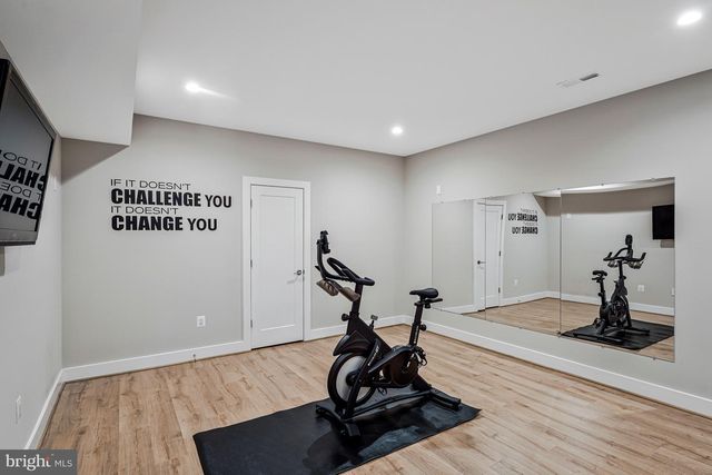 2838 CAMBRIDGE PARK PL, Fairfax, VA 22031