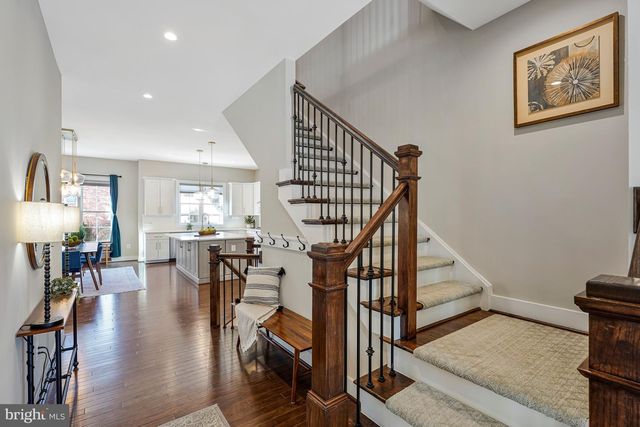 2838 CAMBRIDGE PARK PL, Fairfax, VA 22031