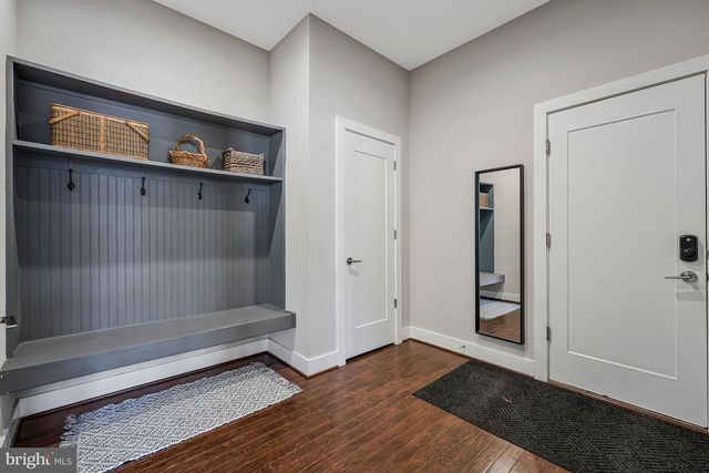 2838 CAMBRIDGE PARK PL, Fairfax, VA 22031