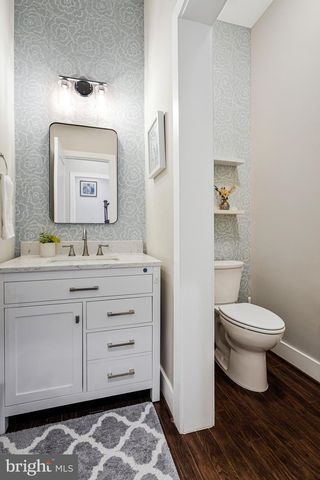 2838 CAMBRIDGE PARK PL, Fairfax, VA 22031