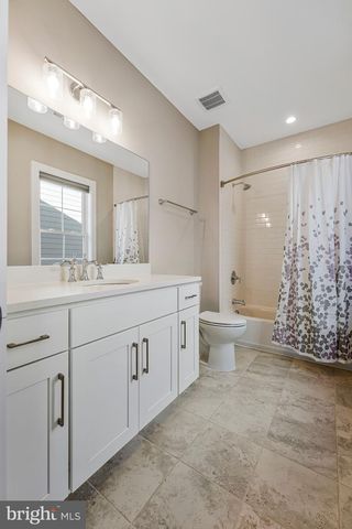 2838 CAMBRIDGE PARK PL, Fairfax, VA 22031