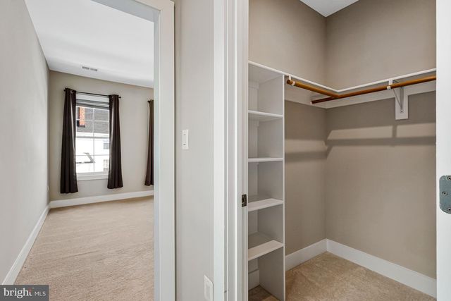 2838 CAMBRIDGE PARK PL, Fairfax, VA 22031