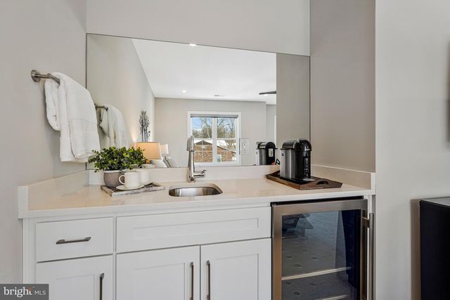 2838 CAMBRIDGE PARK PL, Fairfax, VA 22031