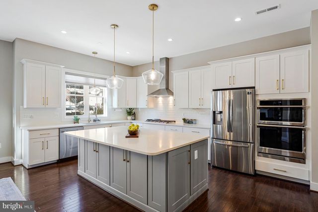 2838 CAMBRIDGE PARK PL, Fairfax, VA 22031