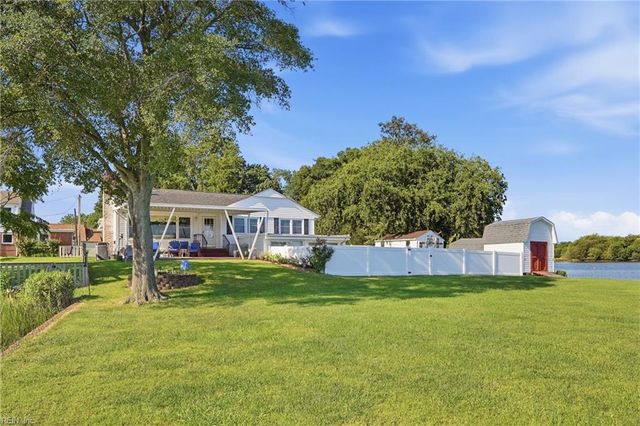 1 Idlewood AVE, Portsmouth, VA 23704