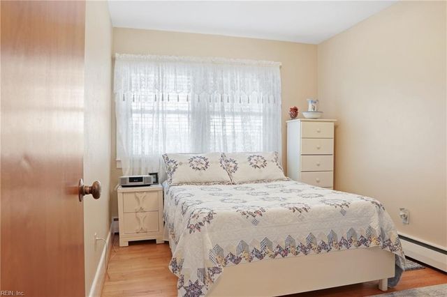 1 Idlewood AVE, Portsmouth, VA 23704