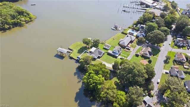 1 Idlewood AVE, Portsmouth, VA 23704