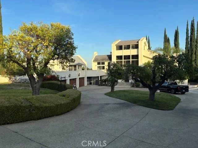 2520 San Antonio East, Upland, CA 91784