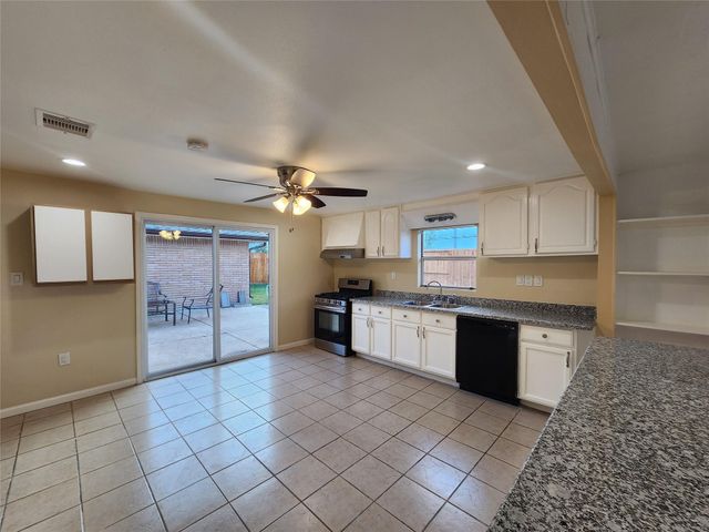 10935 Timberoak Drive, Houston, TX 77043