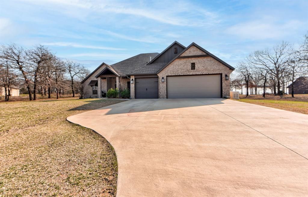 8308 Chantel Drive, Choctaw, OK 73020