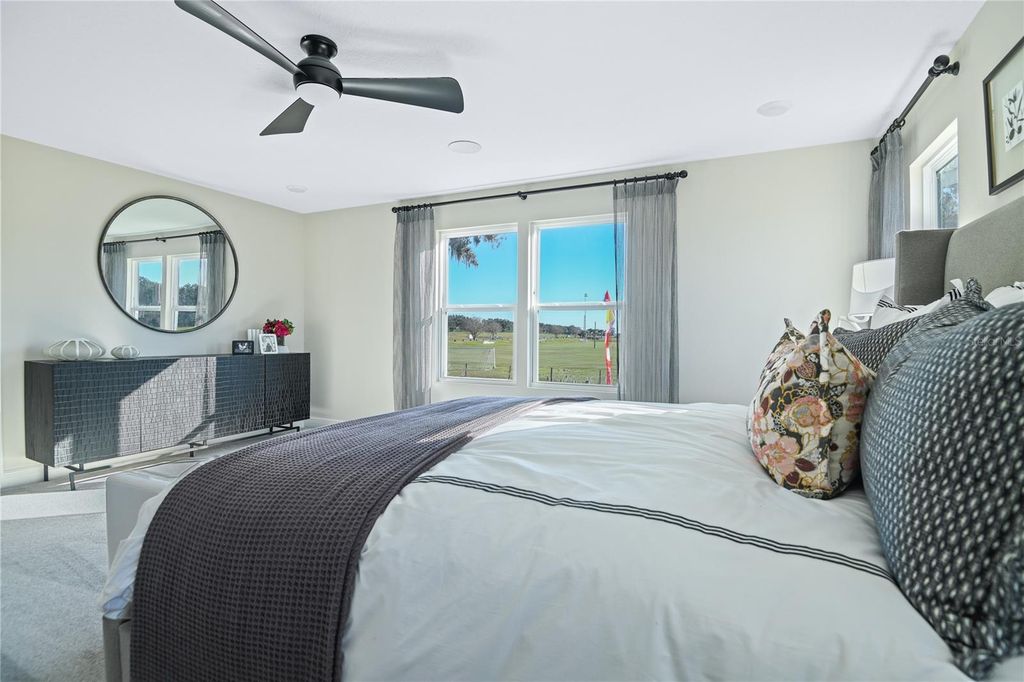 Image 17 of property listing at 3475 MACCHI AVENUE, Tavares, FL 32778