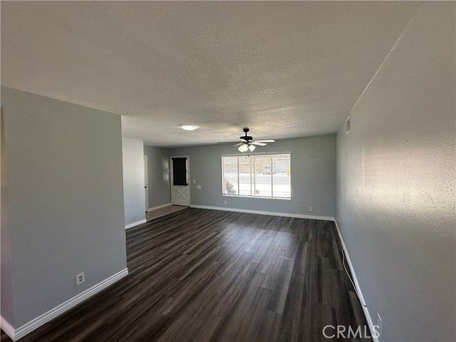 410 Panorama Drive, Hemet, CA 92543