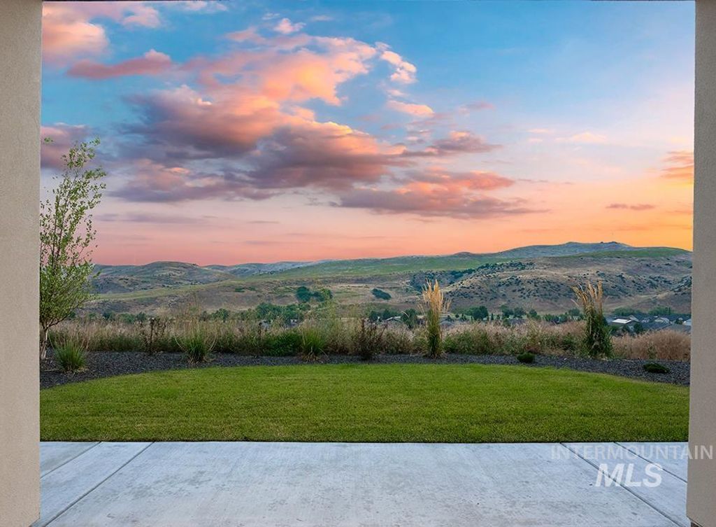 20141 N Swire Green Way, Eagle, ID 83714 photo 2