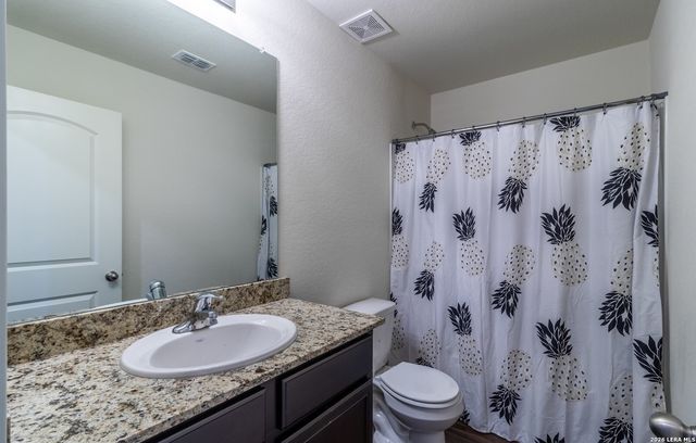 15290 Snug Harbor Way, Von Ormy, TX 78073