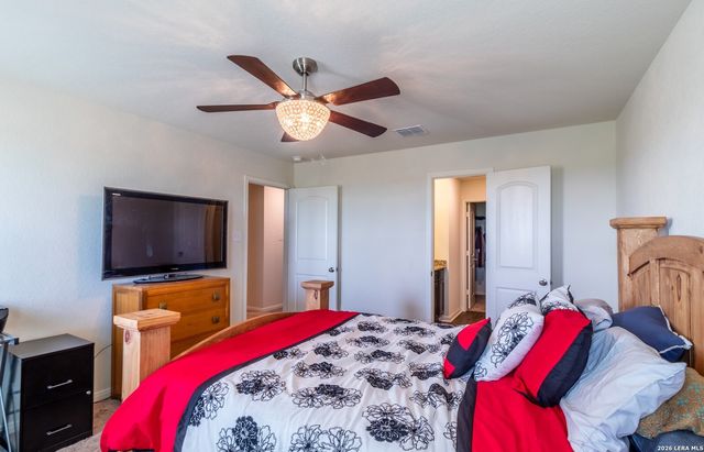 15290 Snug Harbor Way, Von Ormy, TX 78073