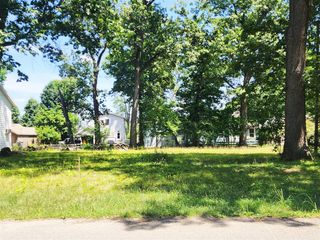 V/L 35 1/2 Street, Paw Paw, MI 49079