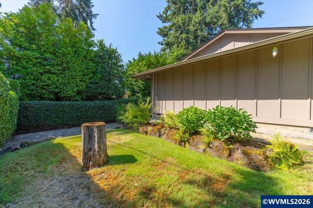 1150 Glen Creek Rd NW, Salem, OR 97304