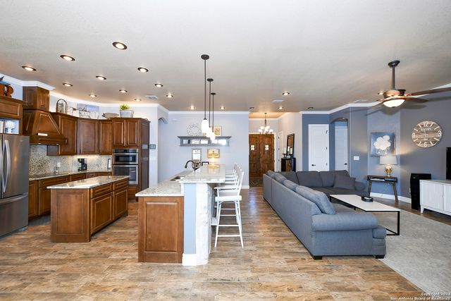 1109 Shady Hollow, New Braunfels, TX 78132
