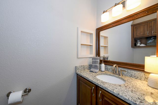 1109 Shady Hollow, New Braunfels, TX 78132