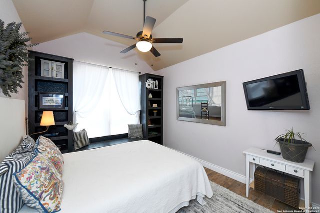 1109 Shady Hollow, New Braunfels, TX 78132