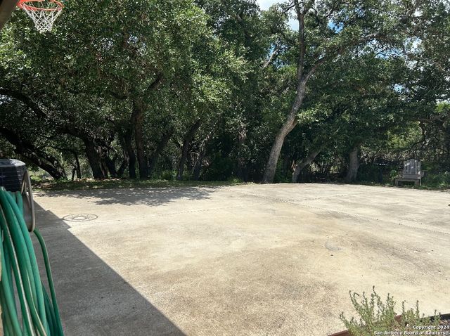 1109 Shady Hollow, New Braunfels, TX 78132