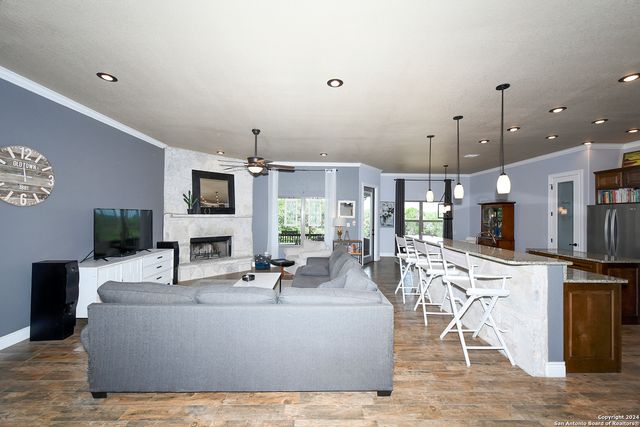 1109 Shady Hollow, New Braunfels, TX 78132