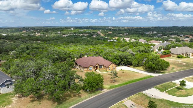1109 Shady Hollow, New Braunfels, TX 78132