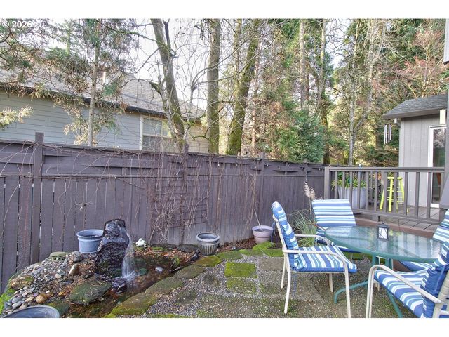 1943 Ne 51ST Ave, Hillsboro, OR 97124