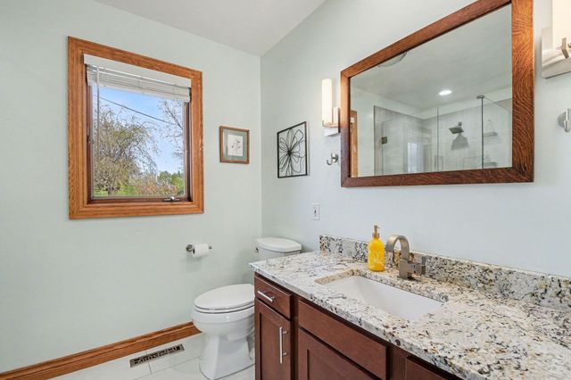 3050 Kenyon Lane, Middleville, MI 49333