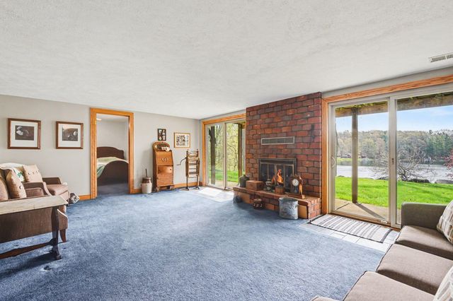 3050 Kenyon Lane, Middleville, MI 49333