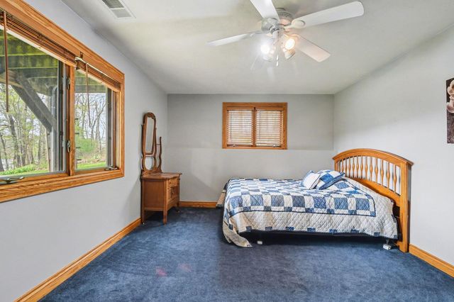 3050 Kenyon Lane, Middleville, MI 49333