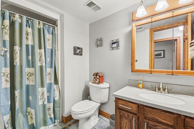 3050 Kenyon Lane, Middleville, MI 49333