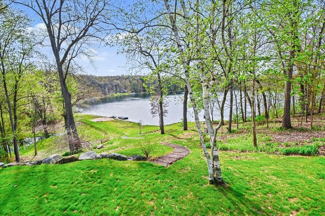 3050 Kenyon Lane, Middleville, MI 49333