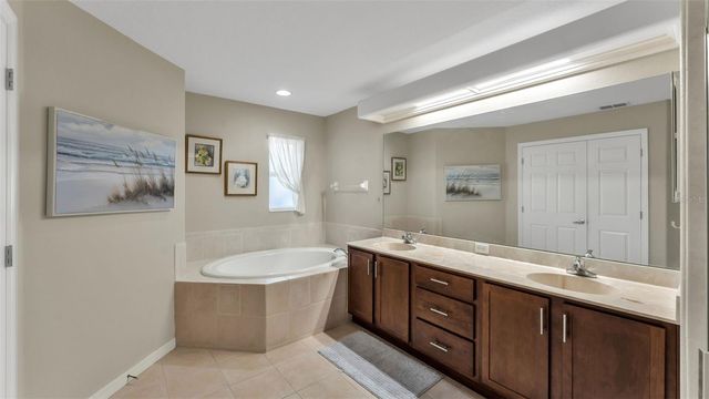 3850 SERENADE LANE, Lakeland, FL 33811