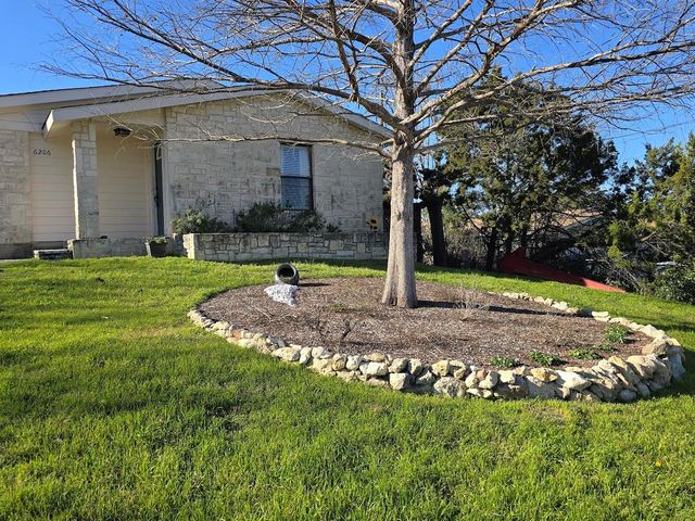 6206 Mountain Shadows DR A, Austin, TX 78735
