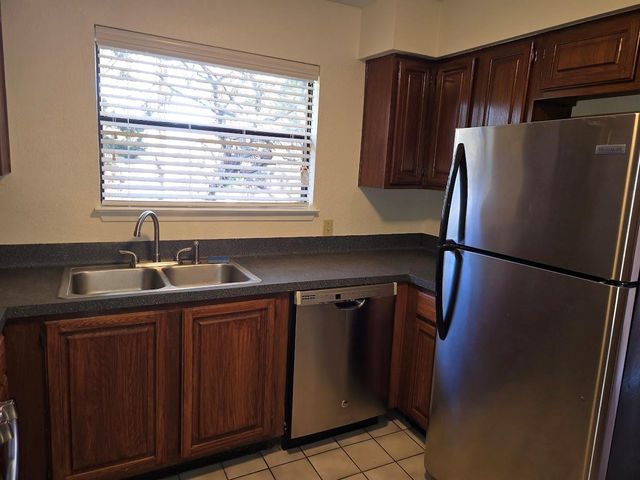 6206 Mountain Shadows DR A, Austin, TX 78735