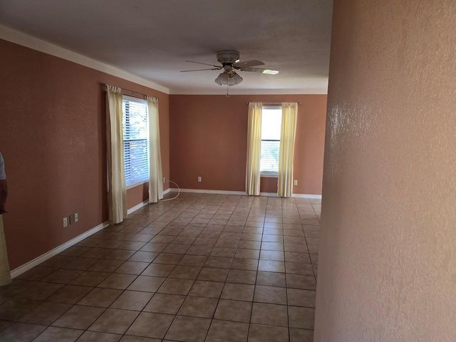6206 Mountain Shadows DR A, Austin, TX 78735