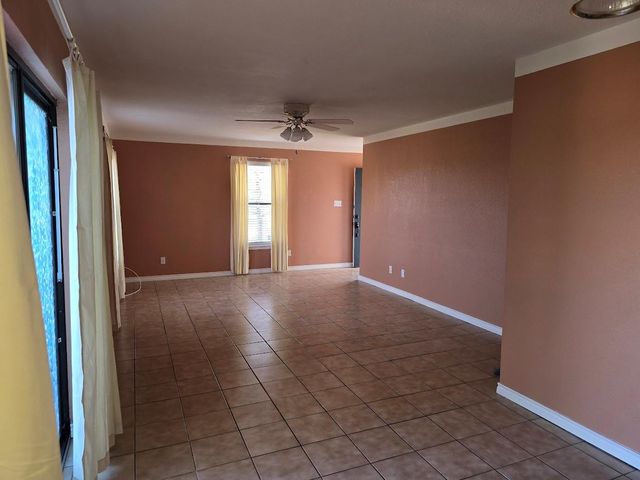 6206 Mountain Shadows DR A, Austin, TX 78735