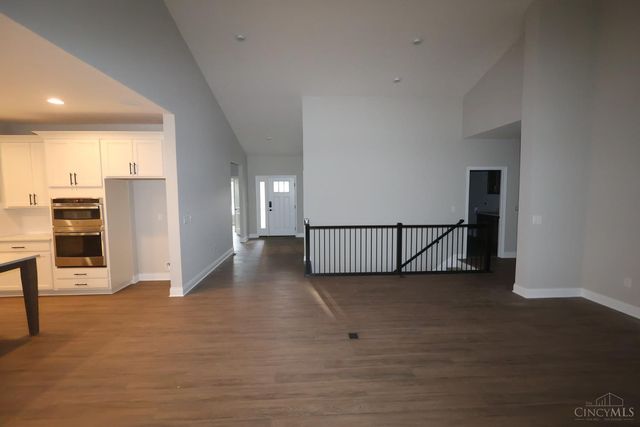 5979 Hawks Lane, Miami Twp, OH 45150