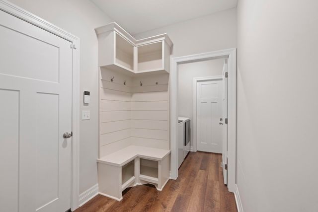 5837 N Edwards Ct, Wichita, KS 67204