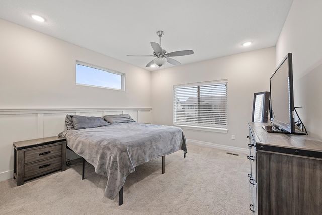 5837 N Edwards Ct, Wichita, KS 67204