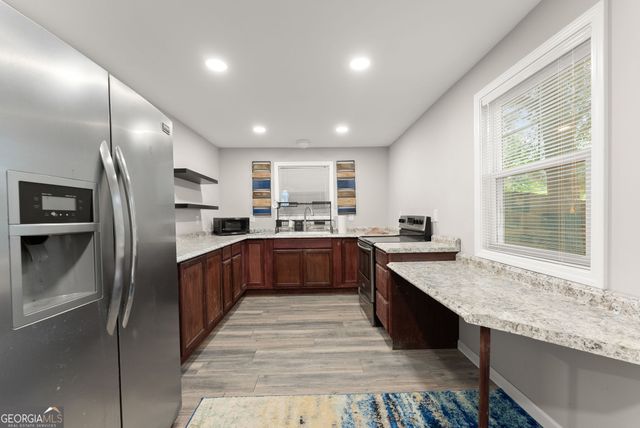 5702 Church Street, Flowery Branch, GA 30542